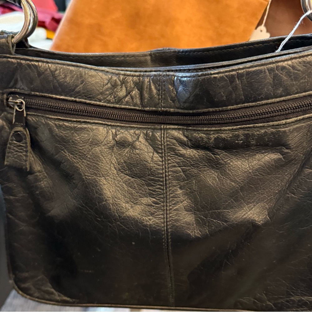 Elegant Black Leather Men's Wallet